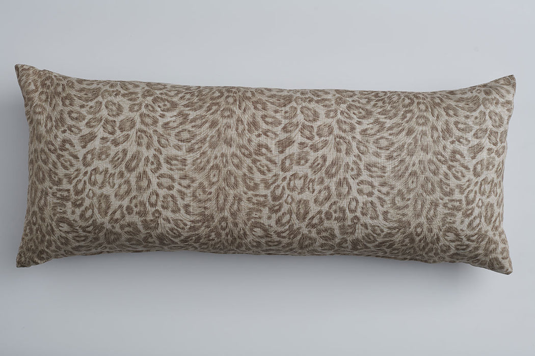 Hilt Skin Large Lumbar Decorative Designer Throw Pillow Cover | House Finery