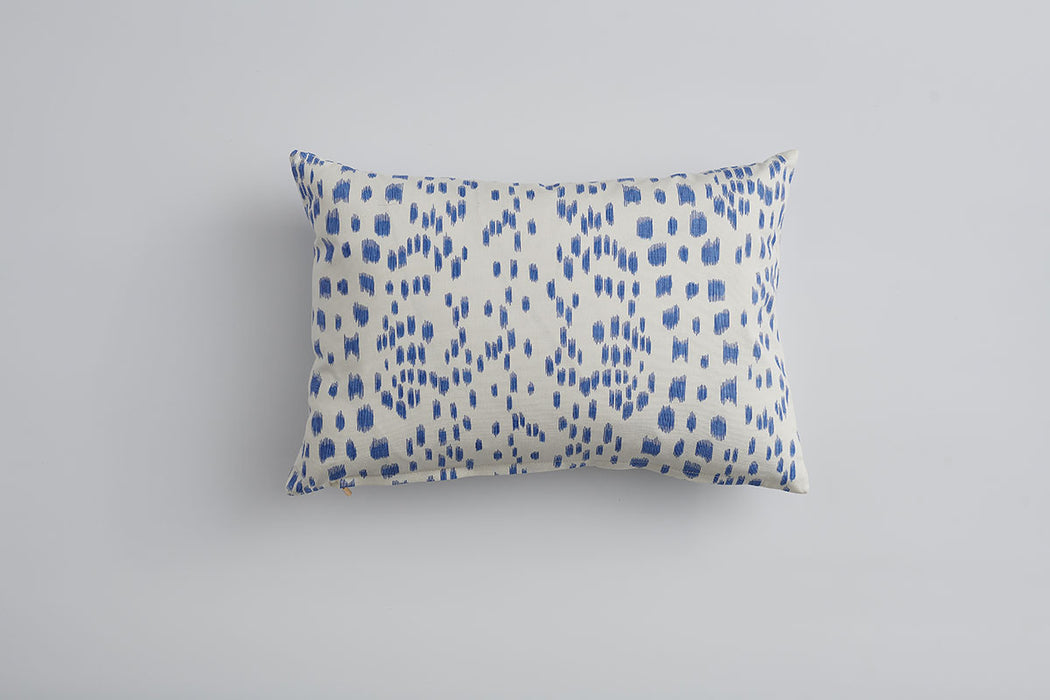 Les Touches Small Lumbar Decorative Designer Throw Pillow Cover | House Finery